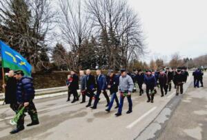 8 (1) (1) (1) (1) (1)