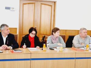 8 (1) (1) (1) (1) (1) (1) (1)